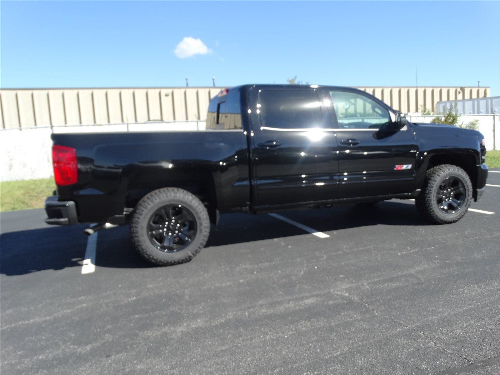 New 2017 Chevrolet Silverado 1500 Ltz 4wd Crew Cabz71!! Midnight 